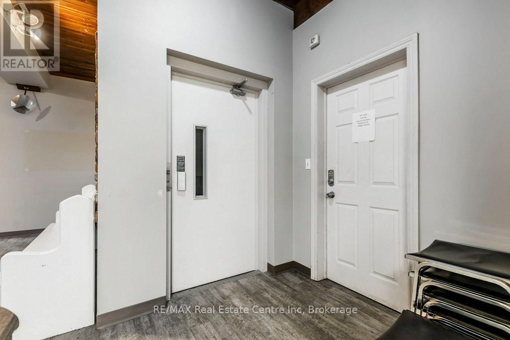 280 ST PATRICK STREET WEST Image 11