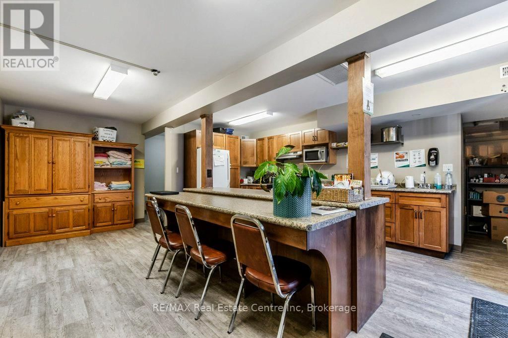 280 ST PATRICK STREET WEST Image 13