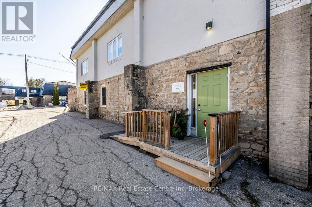 280 ST PATRICK STREET WEST Image 22