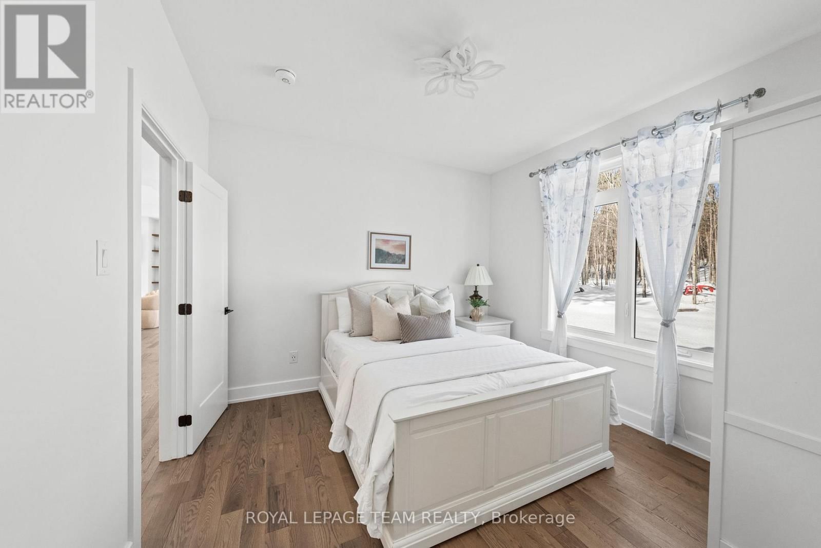 190 RAYMOND LUHTA CRESCENT Image 27