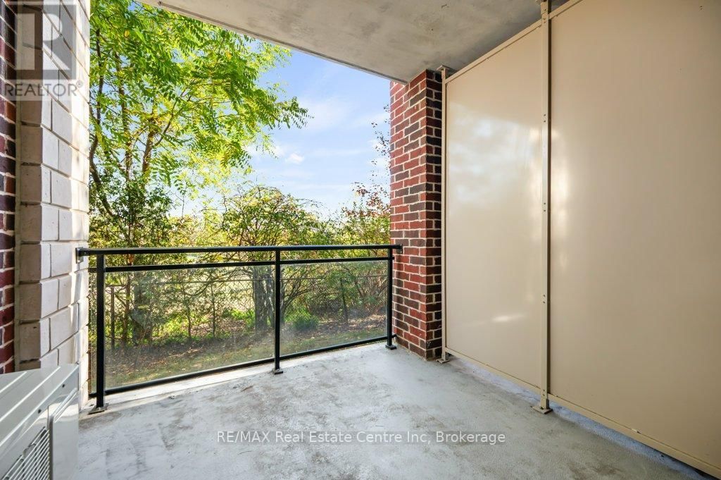 113 - 1440 GORDON STREET Image 11