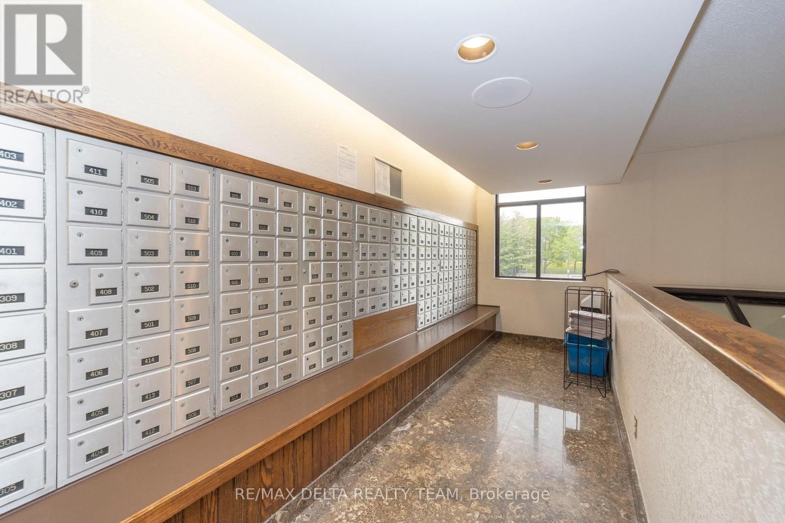 111 - 2871 RICHMOND ROAD Image 29