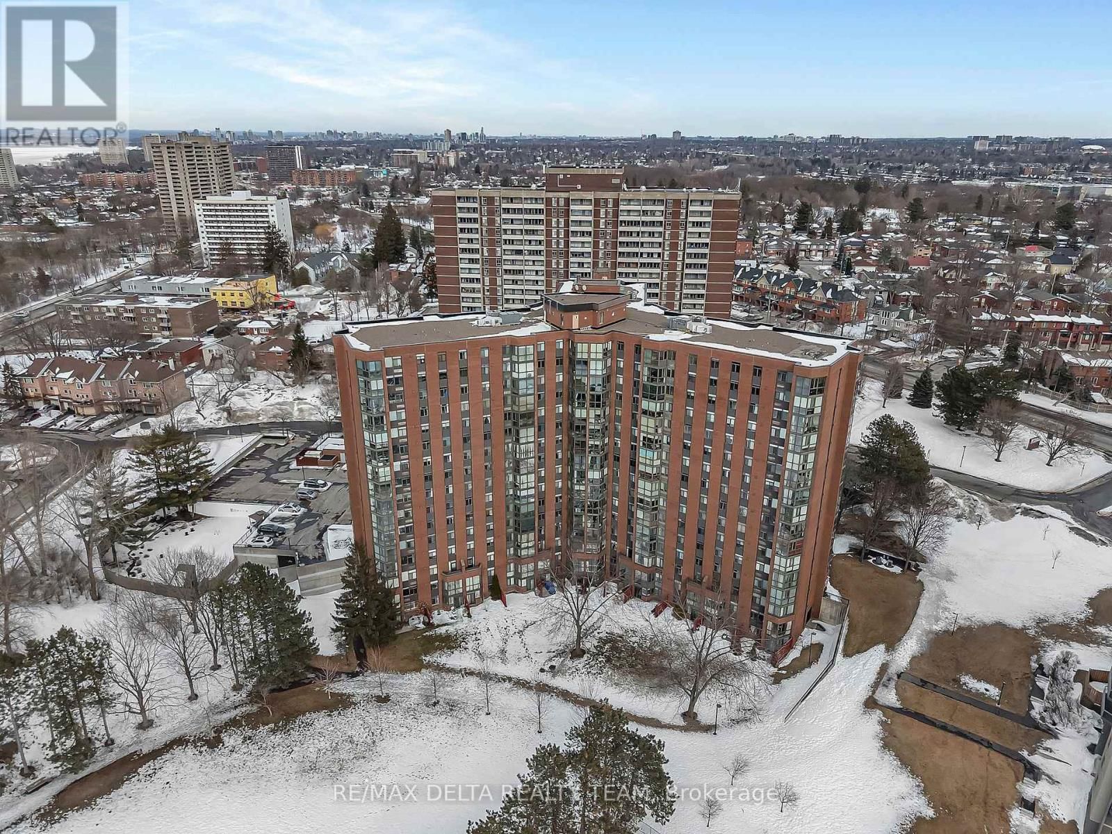 111 - 2871 RICHMOND ROAD Image 33