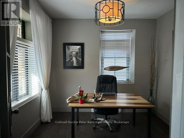 521 MILL STREET Image 22