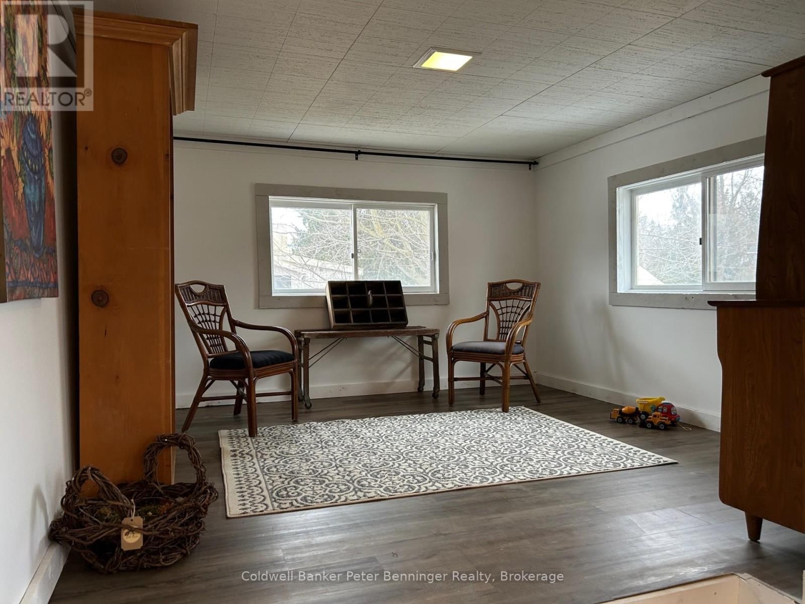 521 MILL STREET Image 28