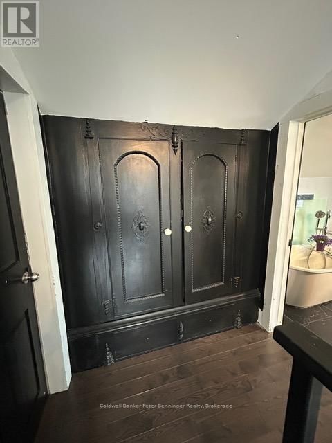 521 MILL STREET Image 32