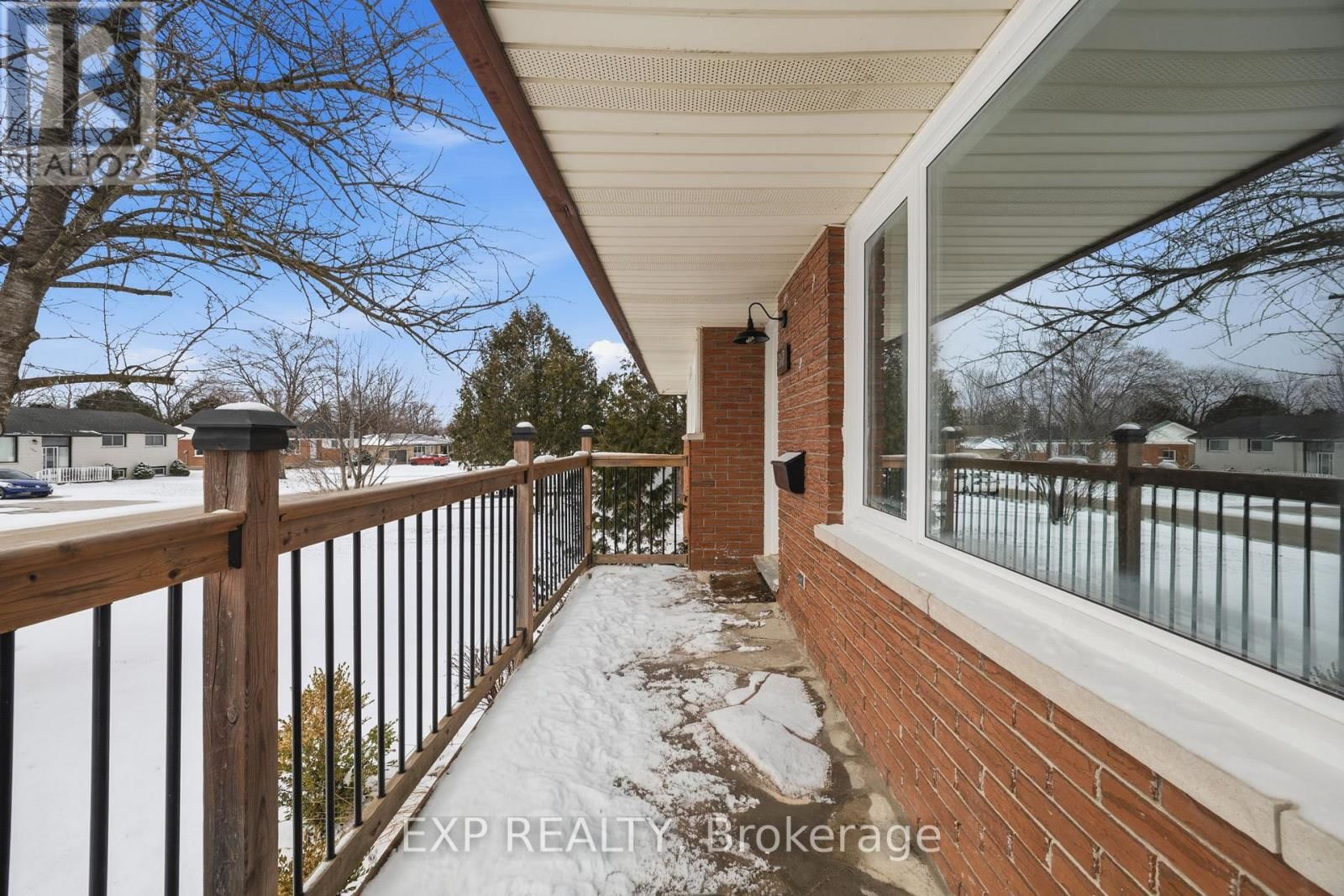 597 GOLD STREET Image 45