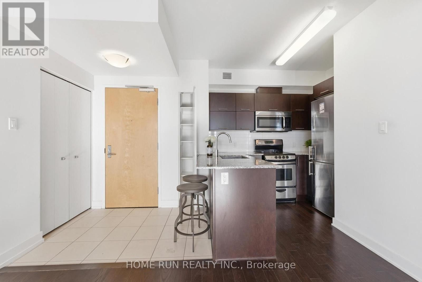 1306 - 40 NEPEAN STREET Image 11