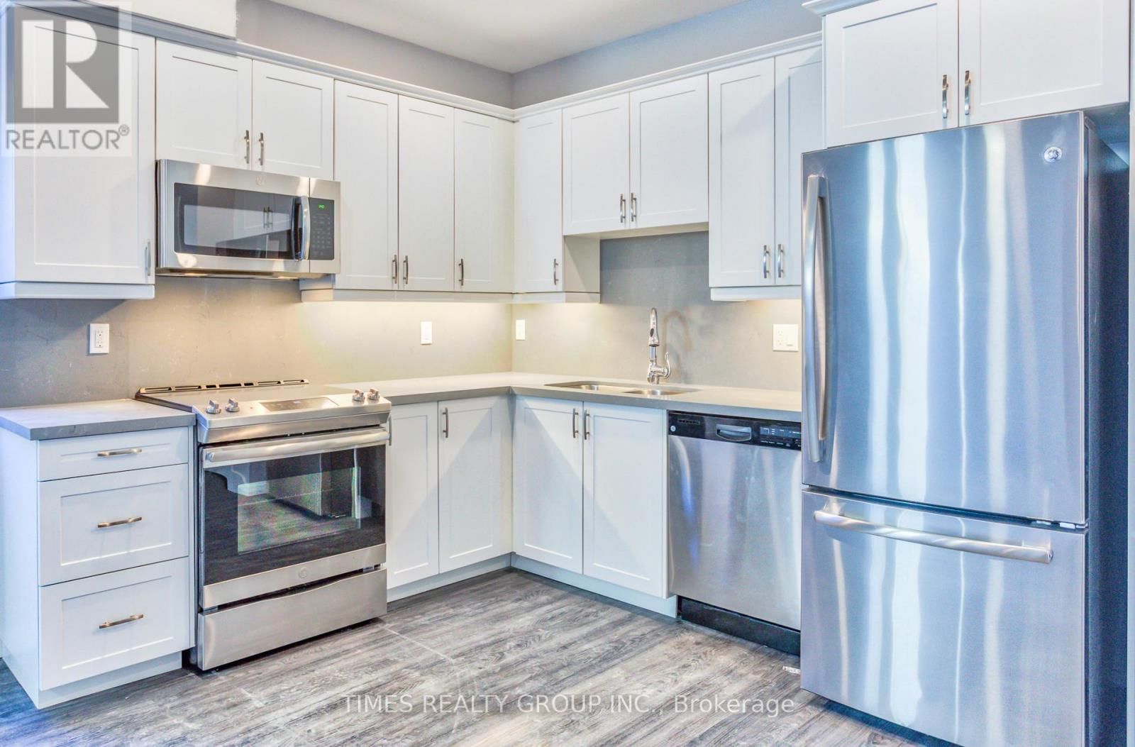 B01 - 175 HUNTER STREET EAST Image 4