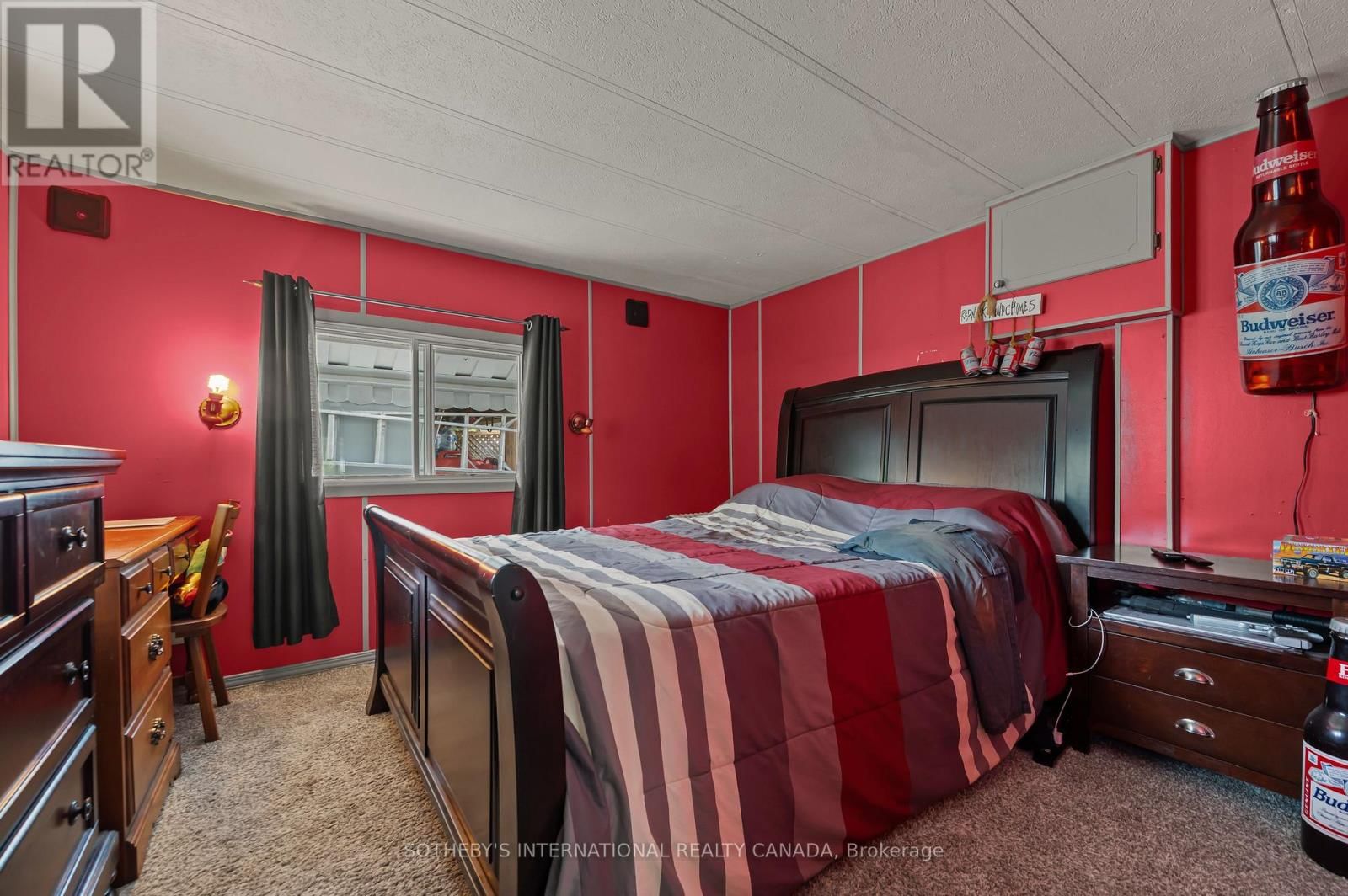 215 - 580 BEAVER CREEK ROAD Image 18