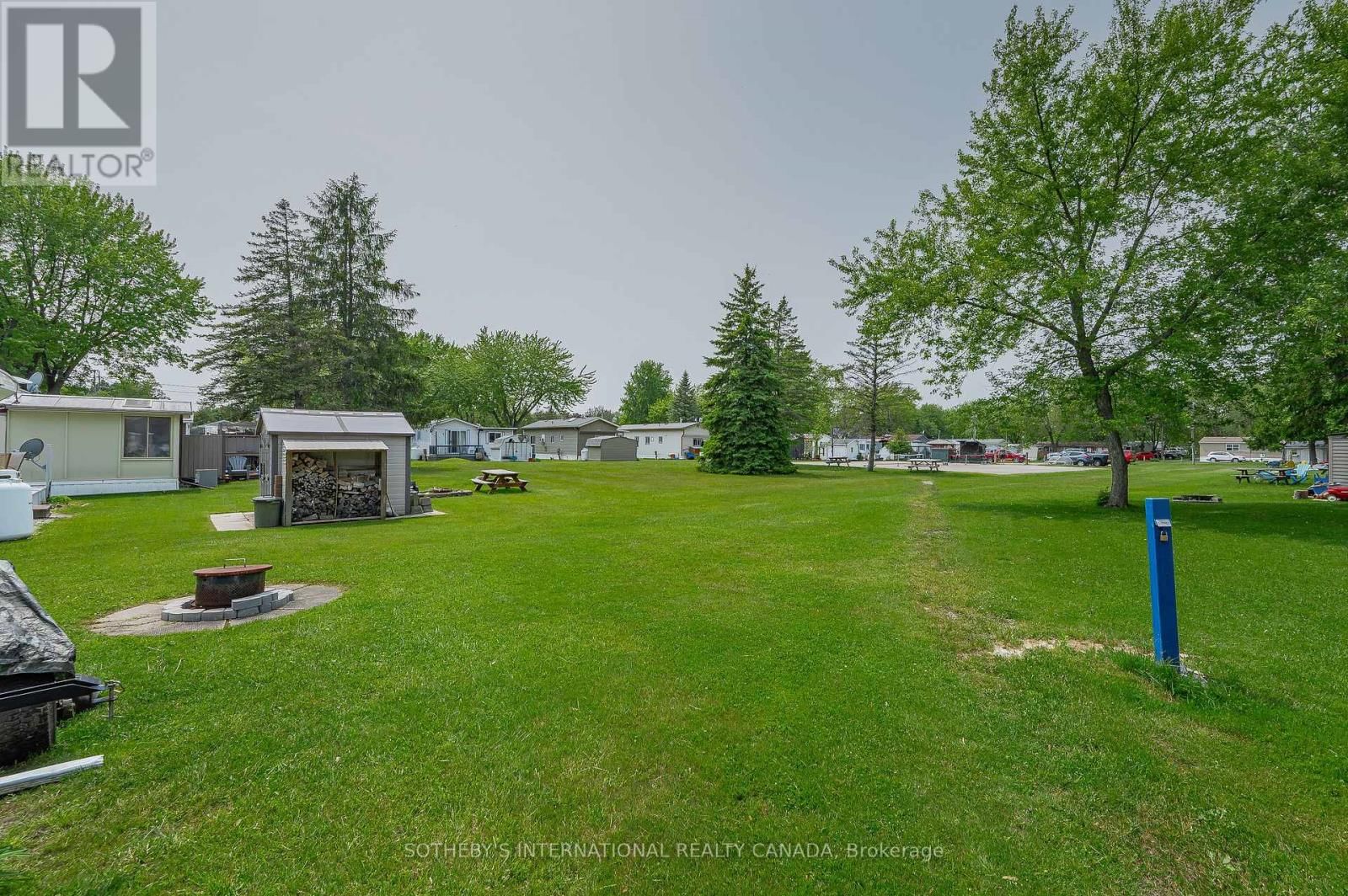 215 - 580 BEAVER CREEK ROAD Image 25