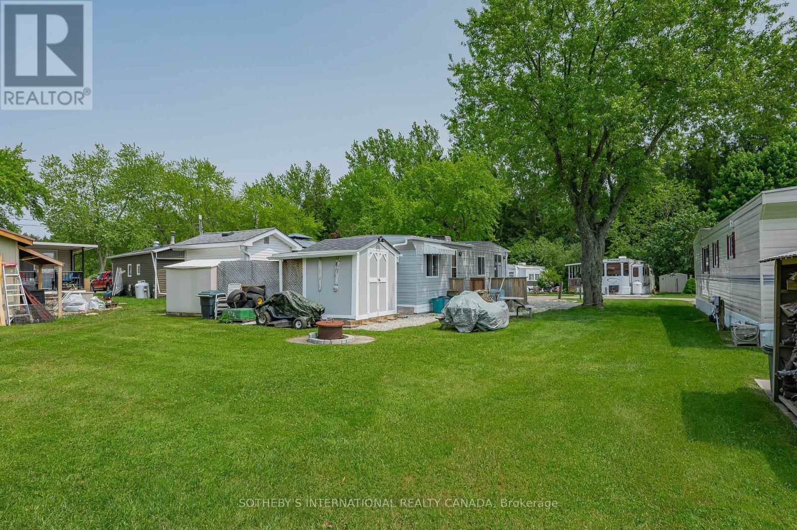 215 - 580 BEAVER CREEK ROAD Image 27