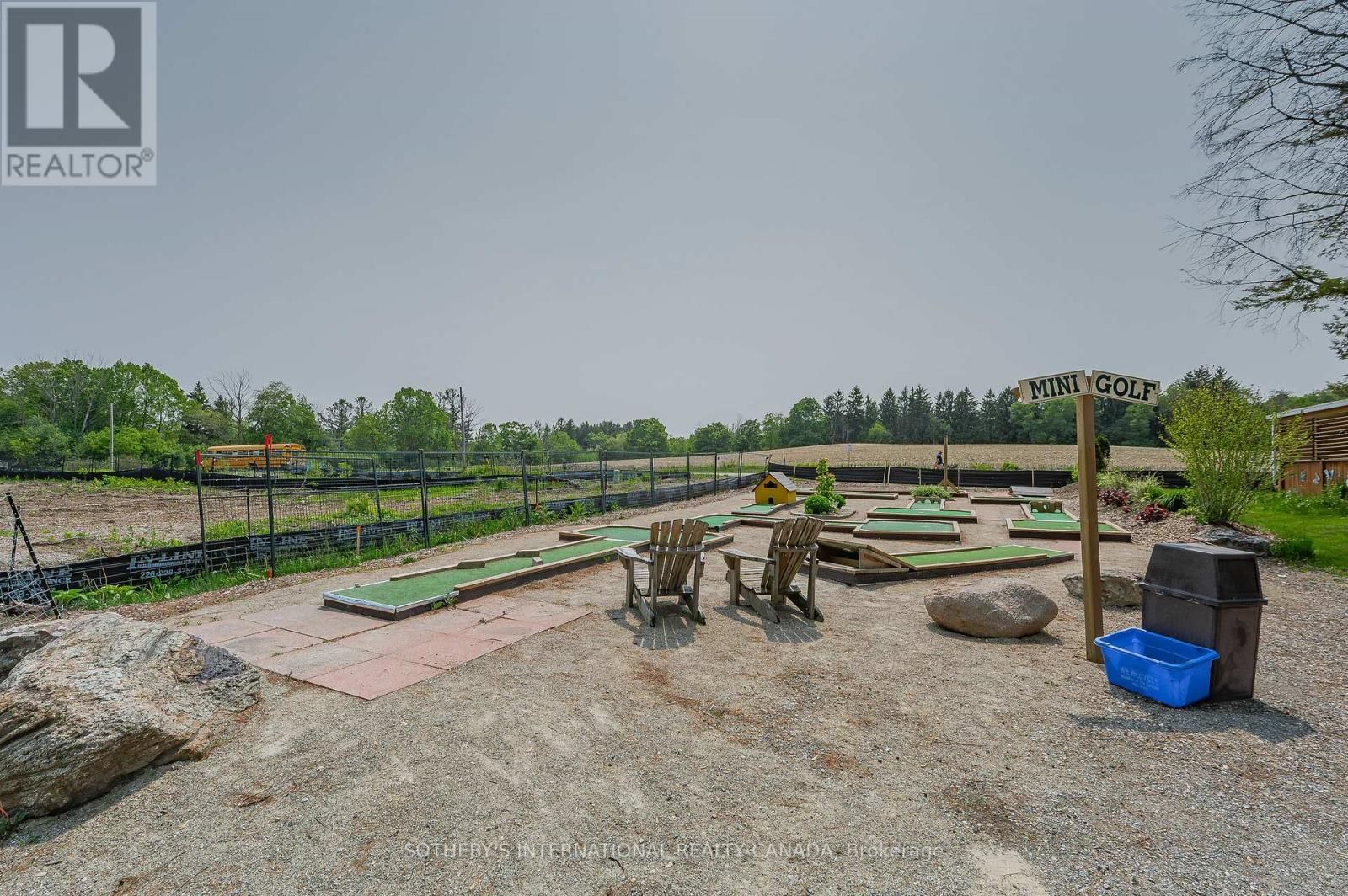 215 - 580 BEAVER CREEK ROAD Image 29