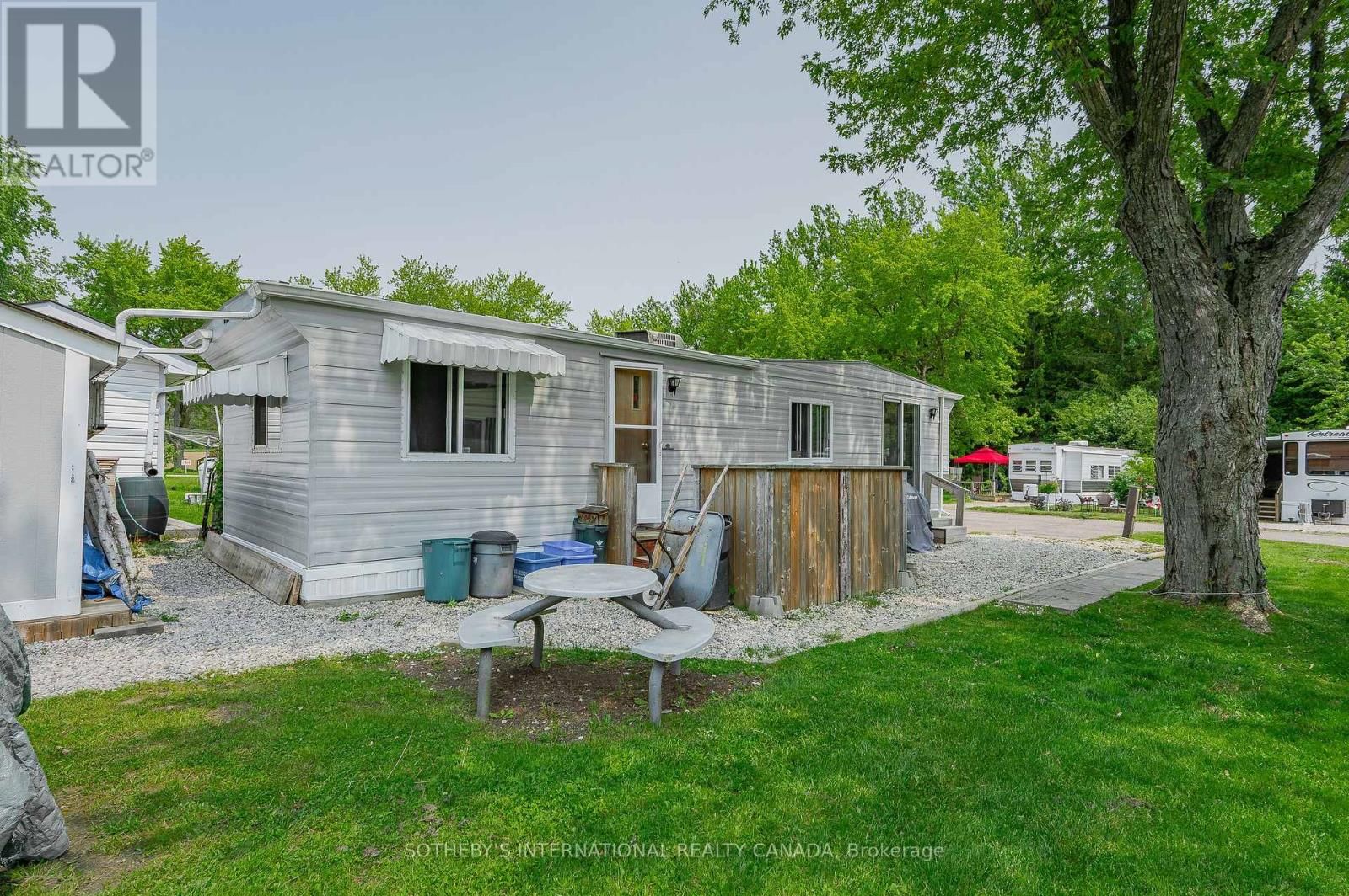 215 - 580 BEAVER CREEK ROAD Image 5