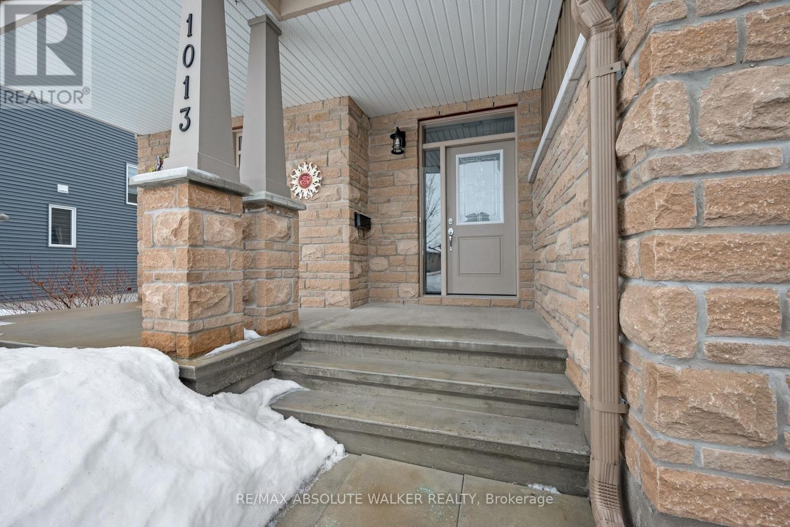 1013 DIAMOND STREET Image 3