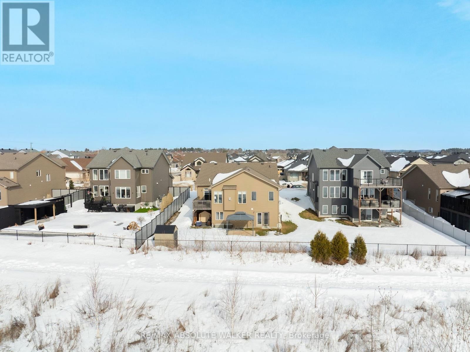 1013 DIAMOND STREET Image 33