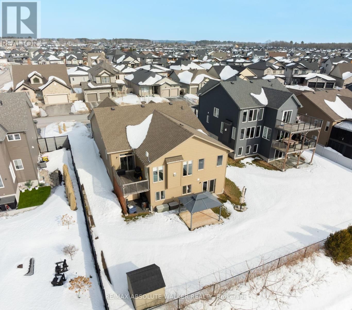 1013 DIAMOND STREET Image 34