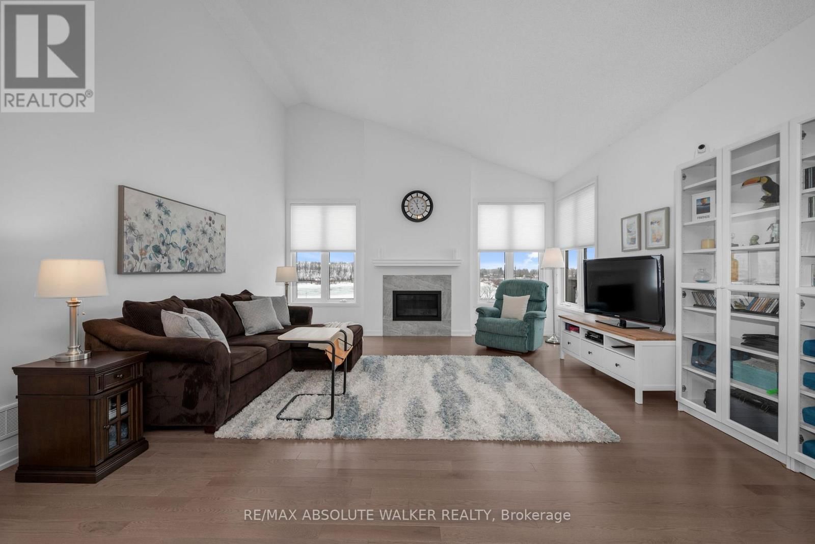 1013 DIAMOND STREET Image 5