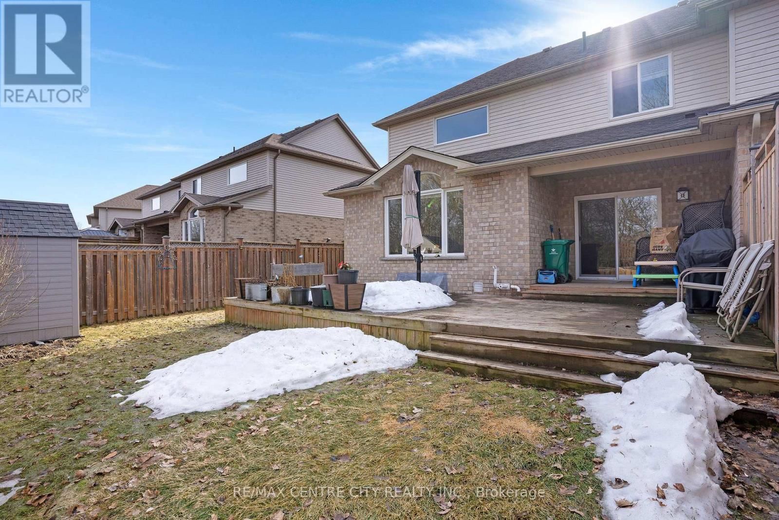 4 - 214 SNYDER'S ROAD EAST Image 42