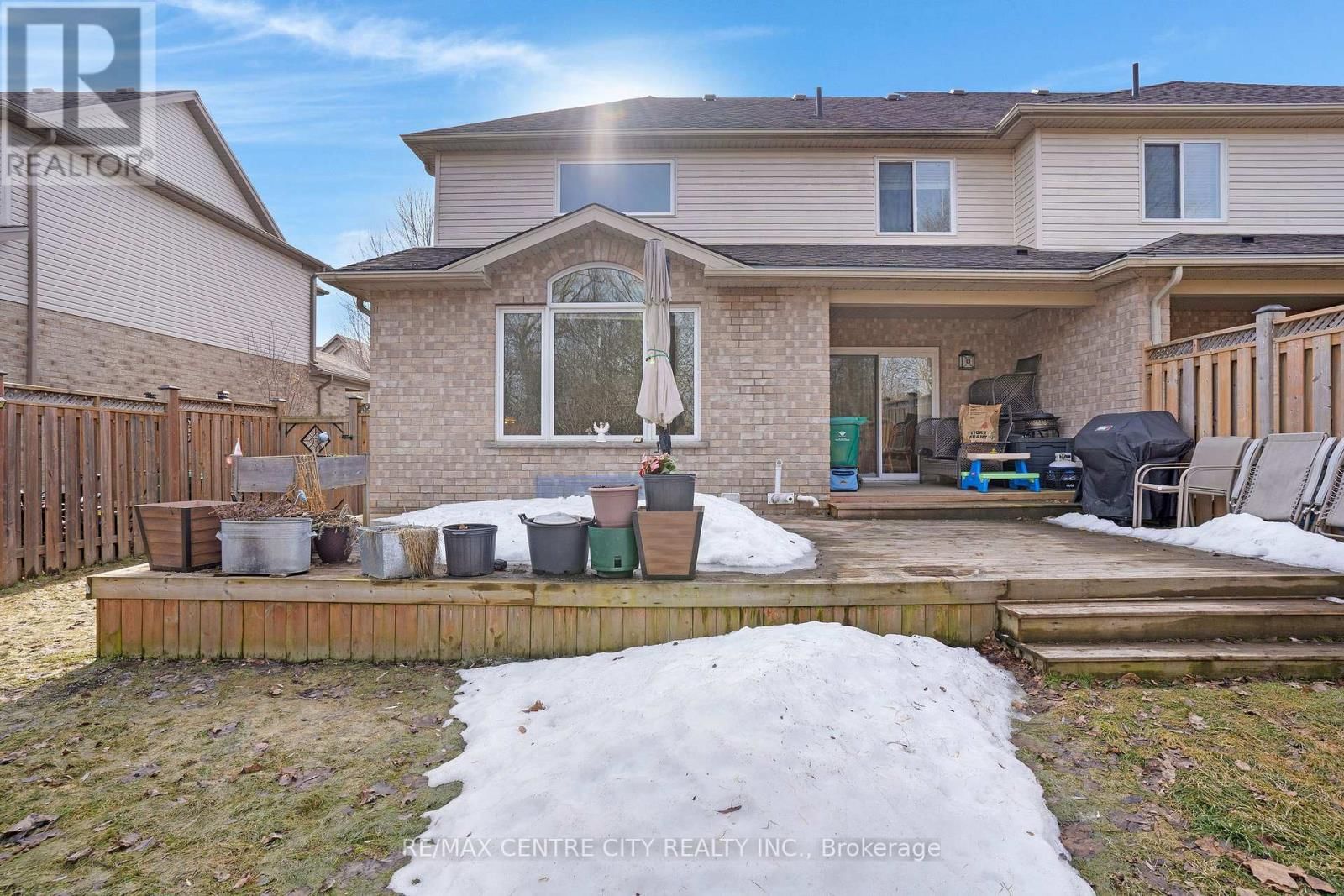 4 - 214 SNYDER'S ROAD EAST Image 43