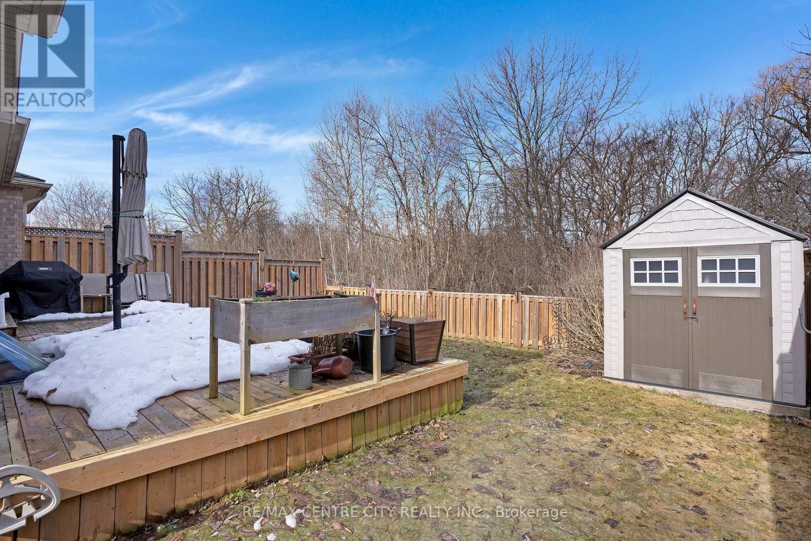 4 - 214 SNYDER'S ROAD EAST Image 45