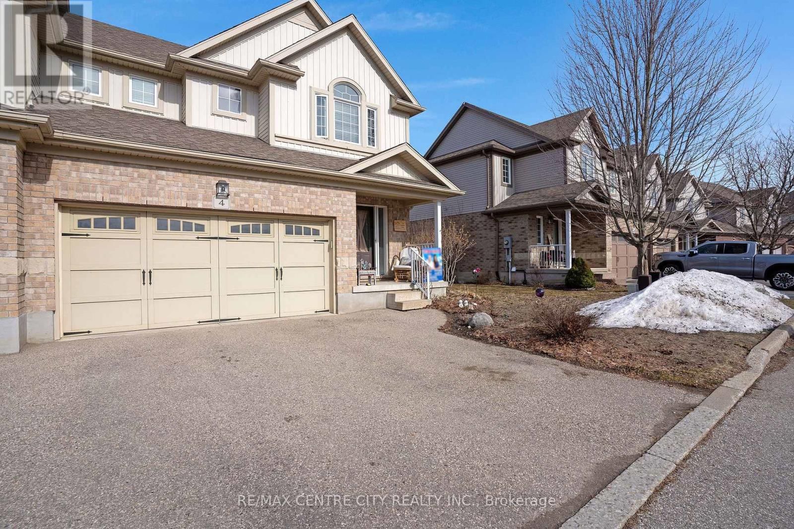 4 - 214 SNYDER'S ROAD EAST Image 47