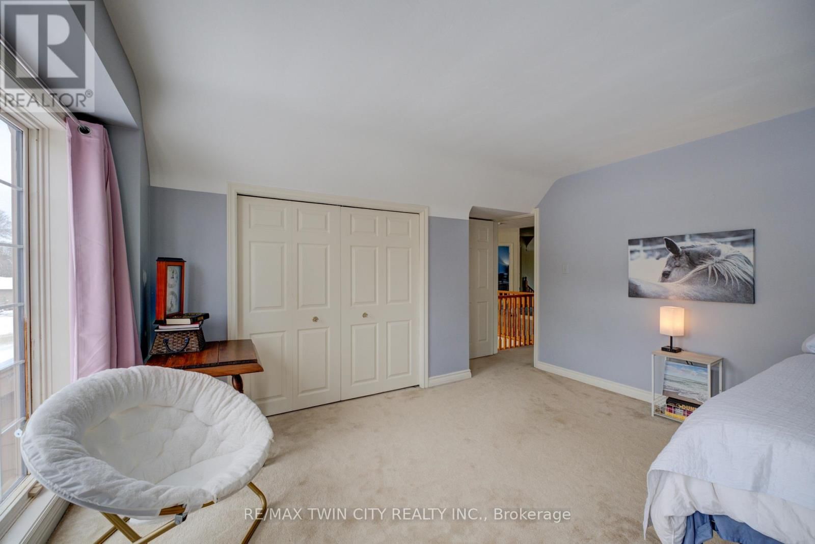 9 SCARFE GARDENS Image 27