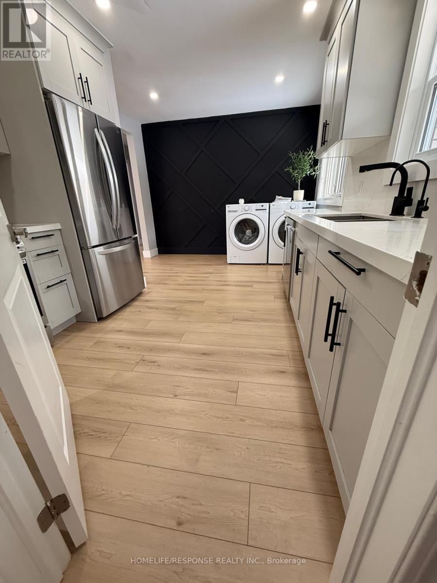 UPPER - 31 VARADI AVENUE Image 15