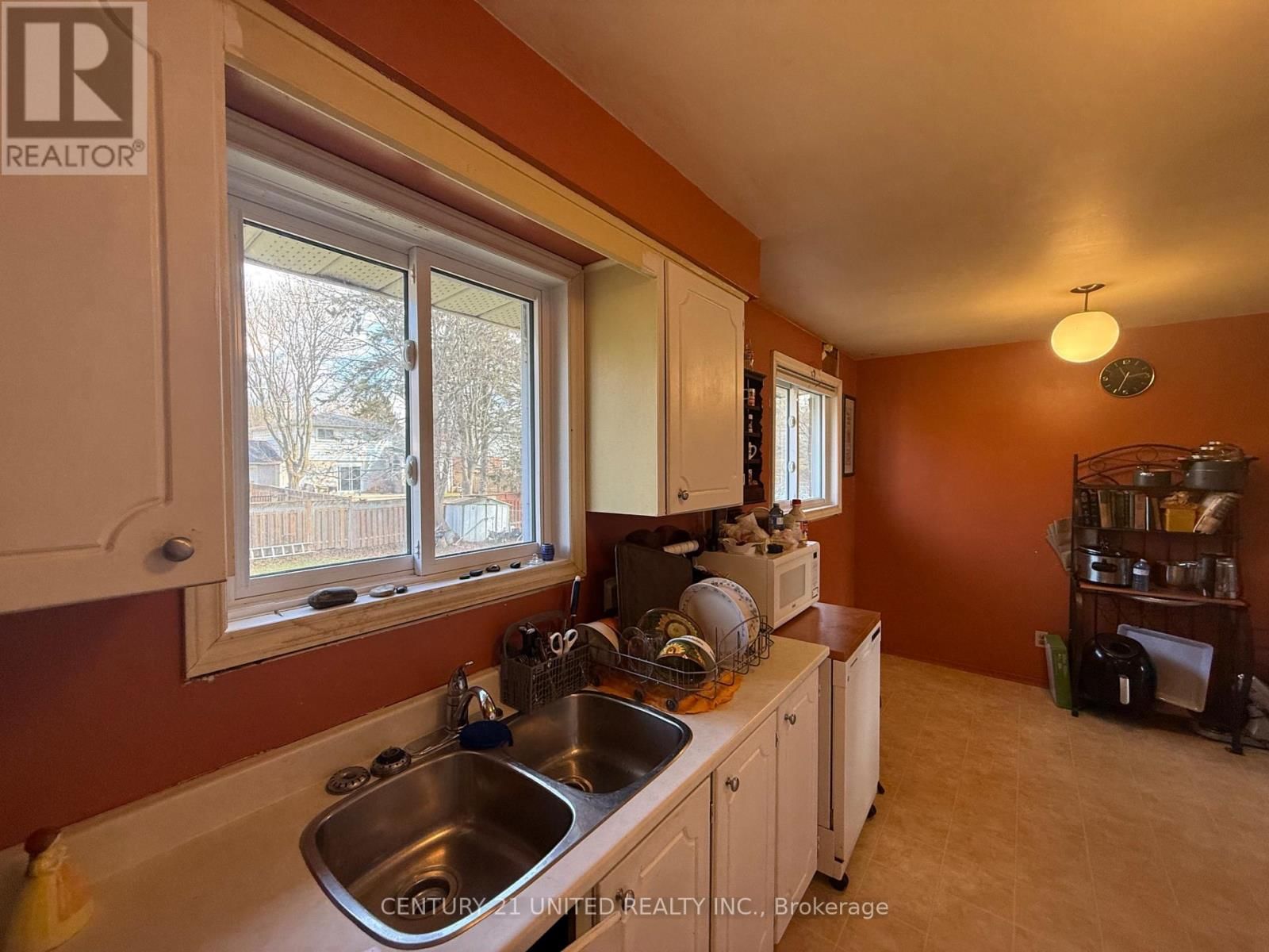 20 RAVENSDALE ROAD Image 8