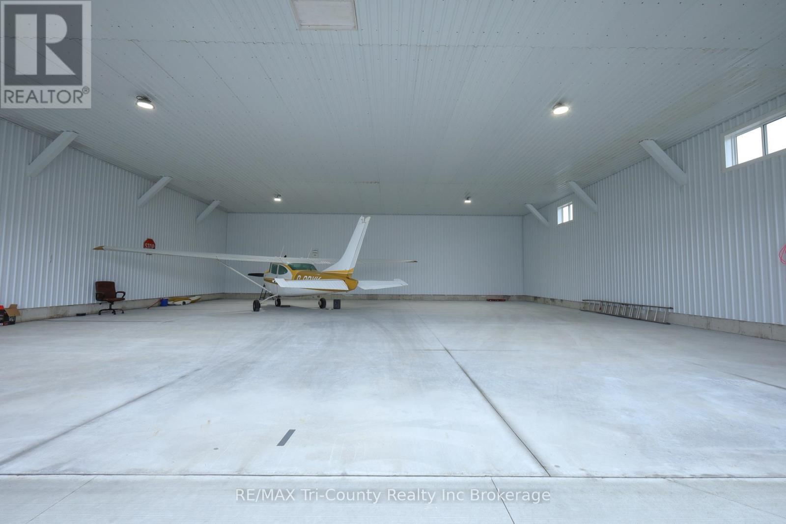 G1-6 - 244411 AIRPORT ROAD Image 7