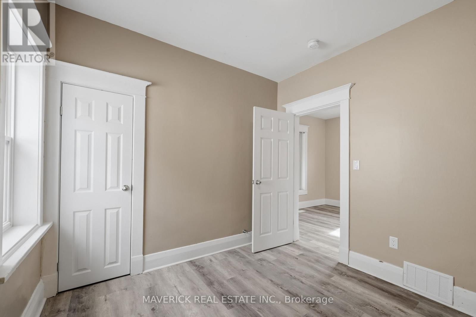 99 EGERTON STREET Image 12