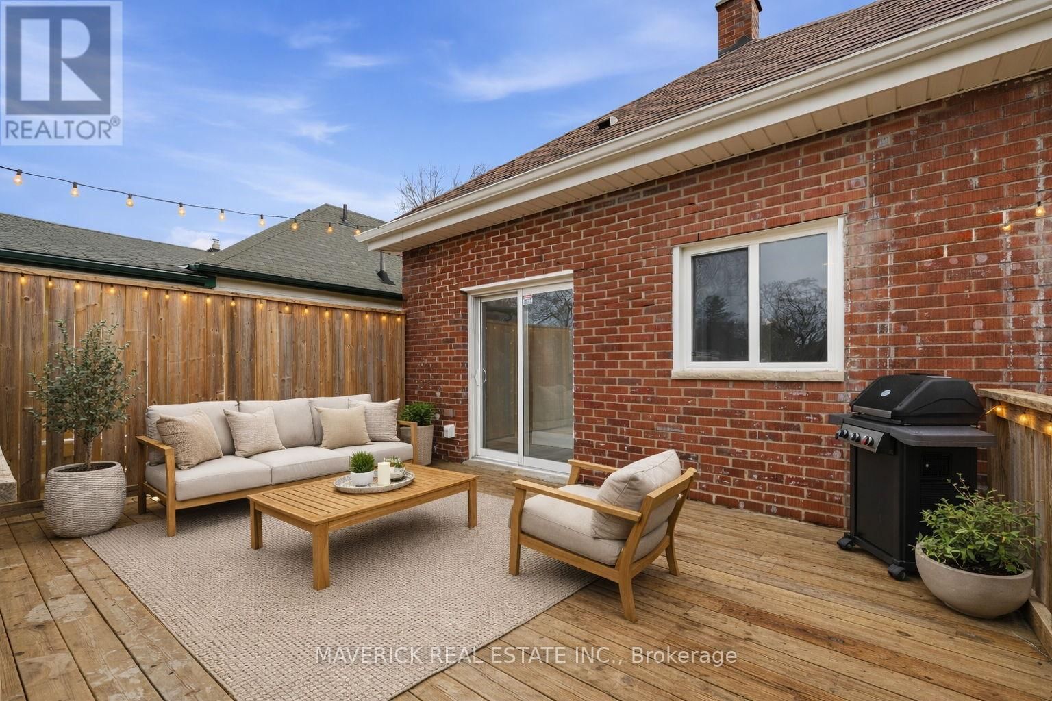 99 EGERTON STREET Image 21