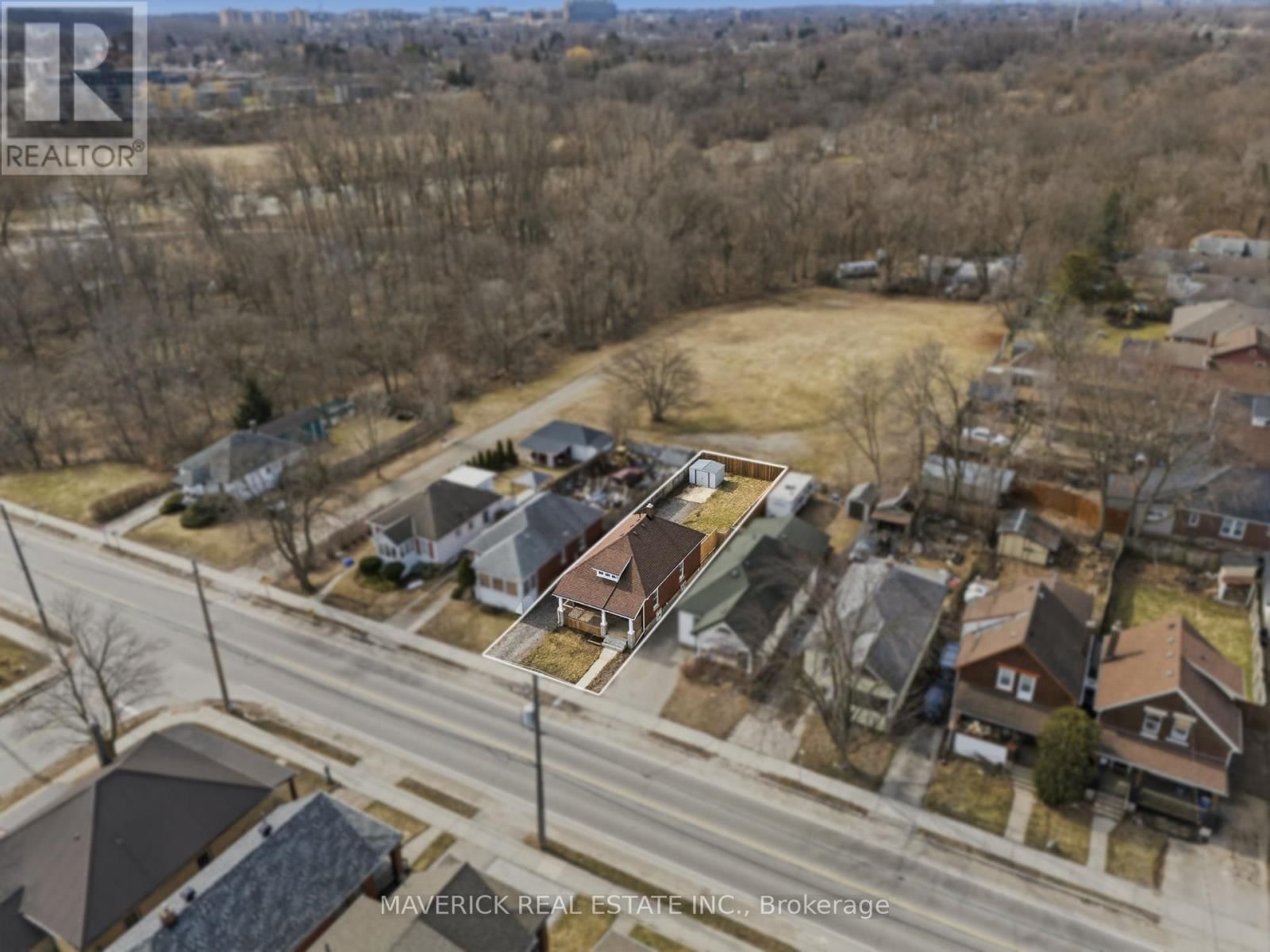 99 EGERTON STREET Image 24