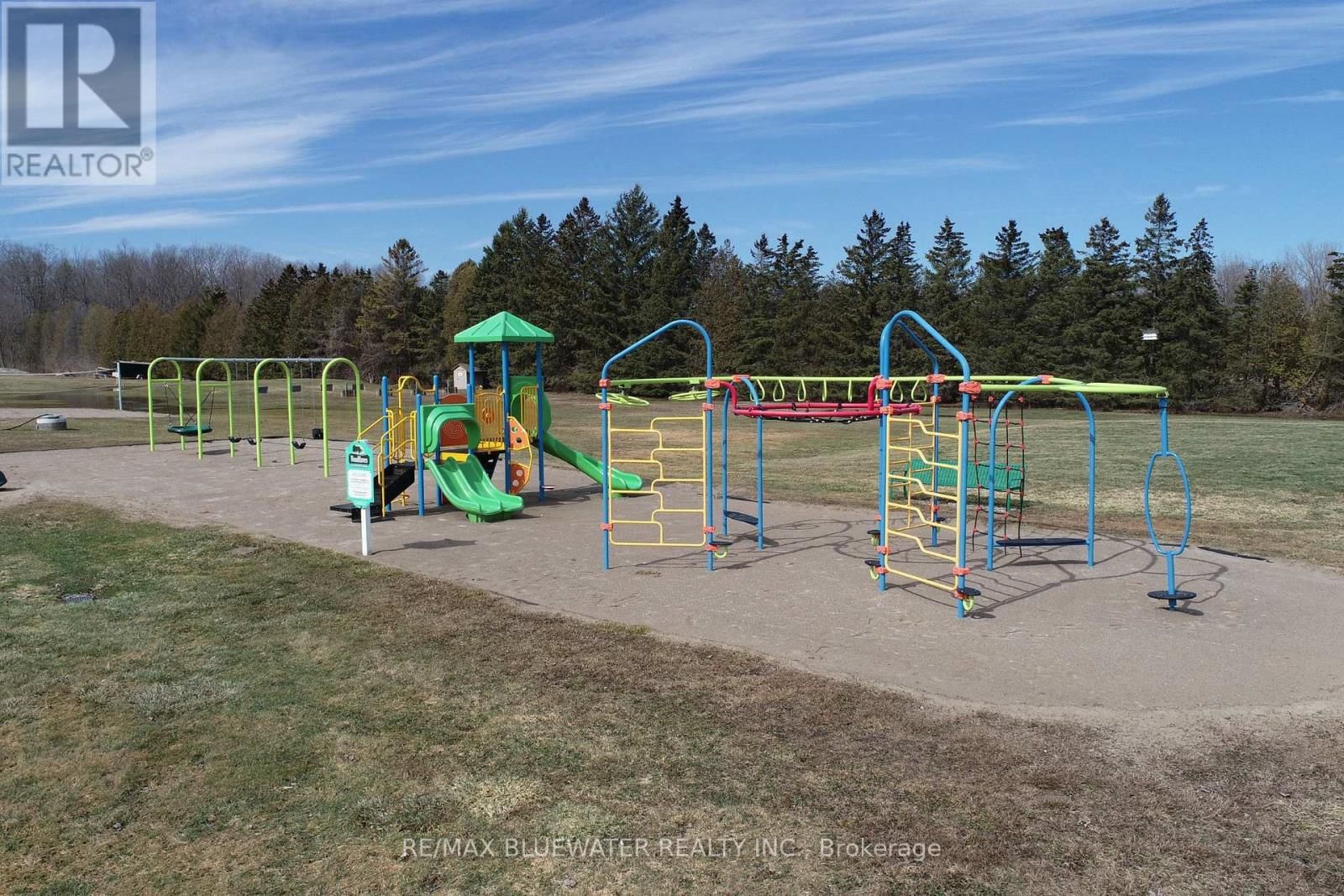 48 - 9385 IPPERWASH ROAD Image 33