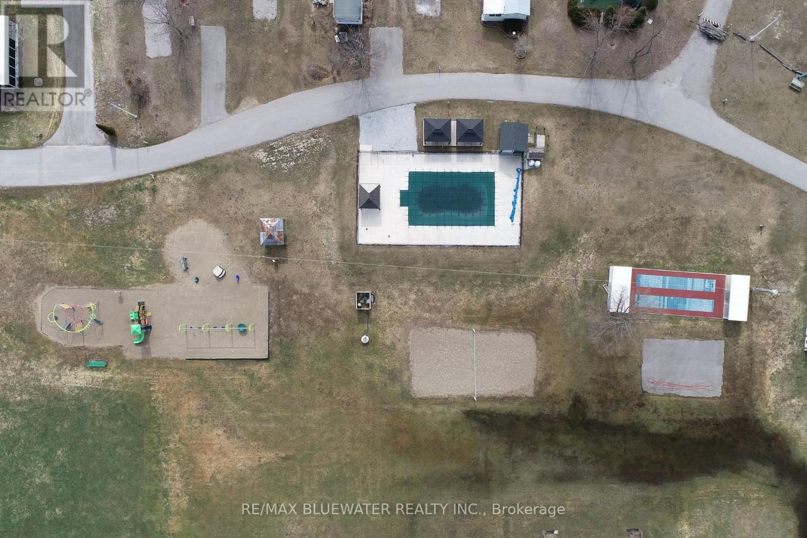 48 - 9385 IPPERWASH ROAD Image 5