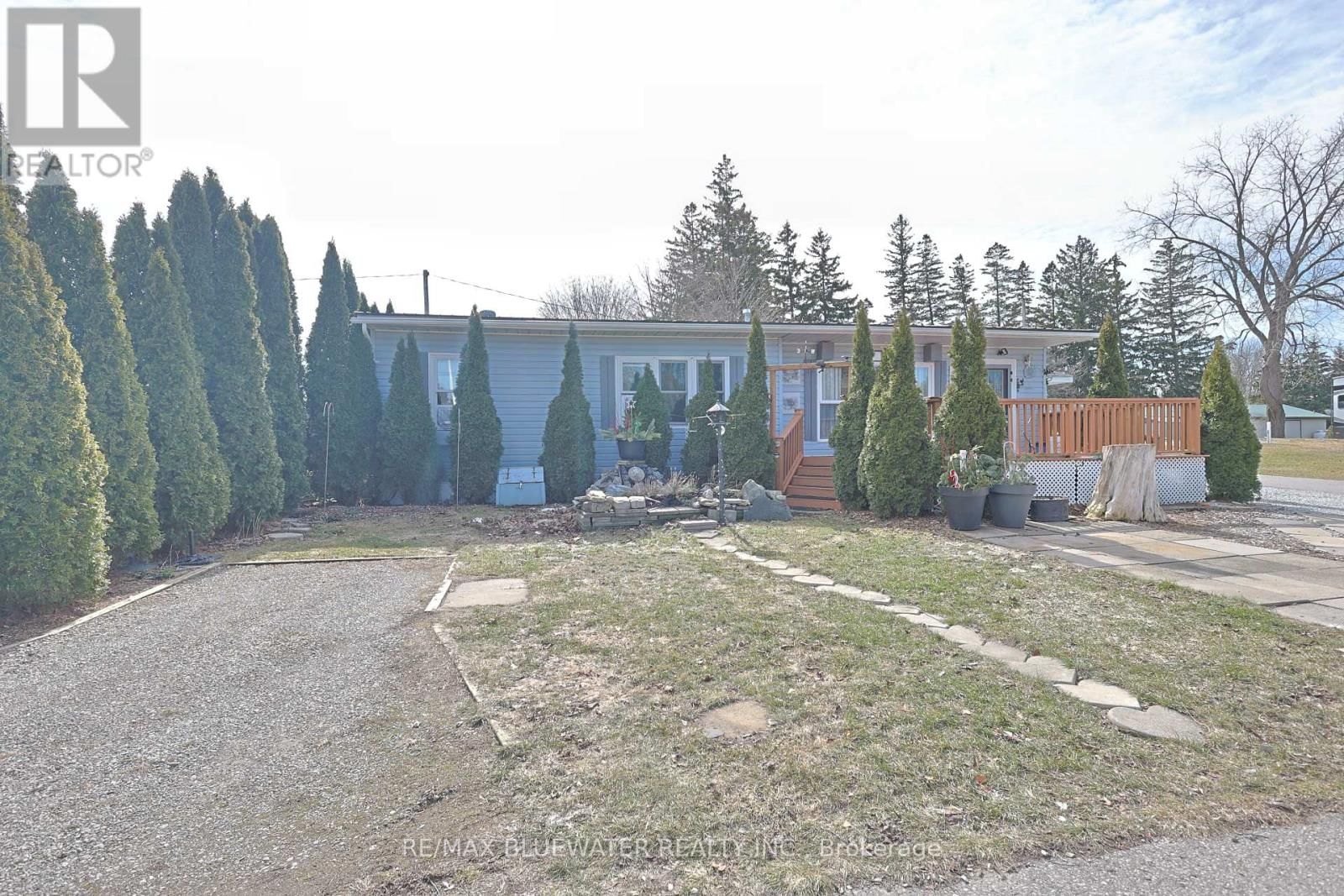 48 - 9385 IPPERWASH ROAD Image 6