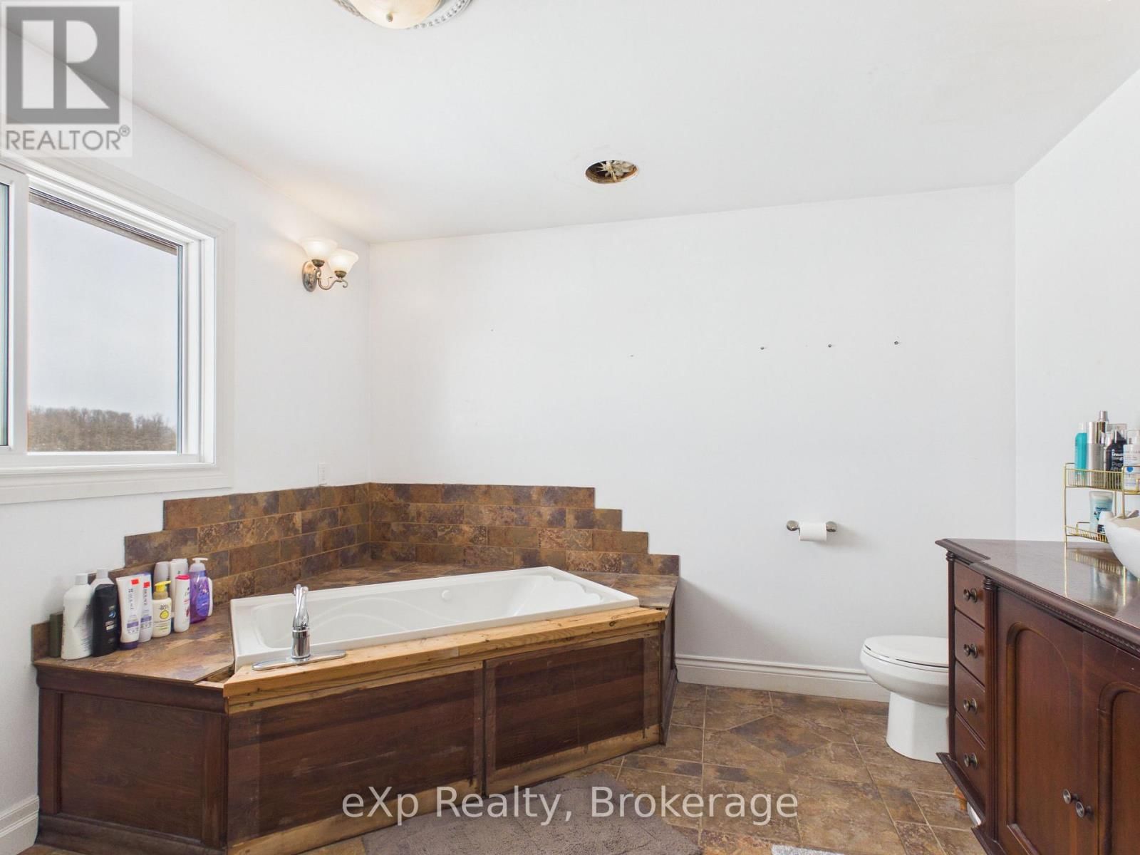 144 CARGILL ROAD Image 29