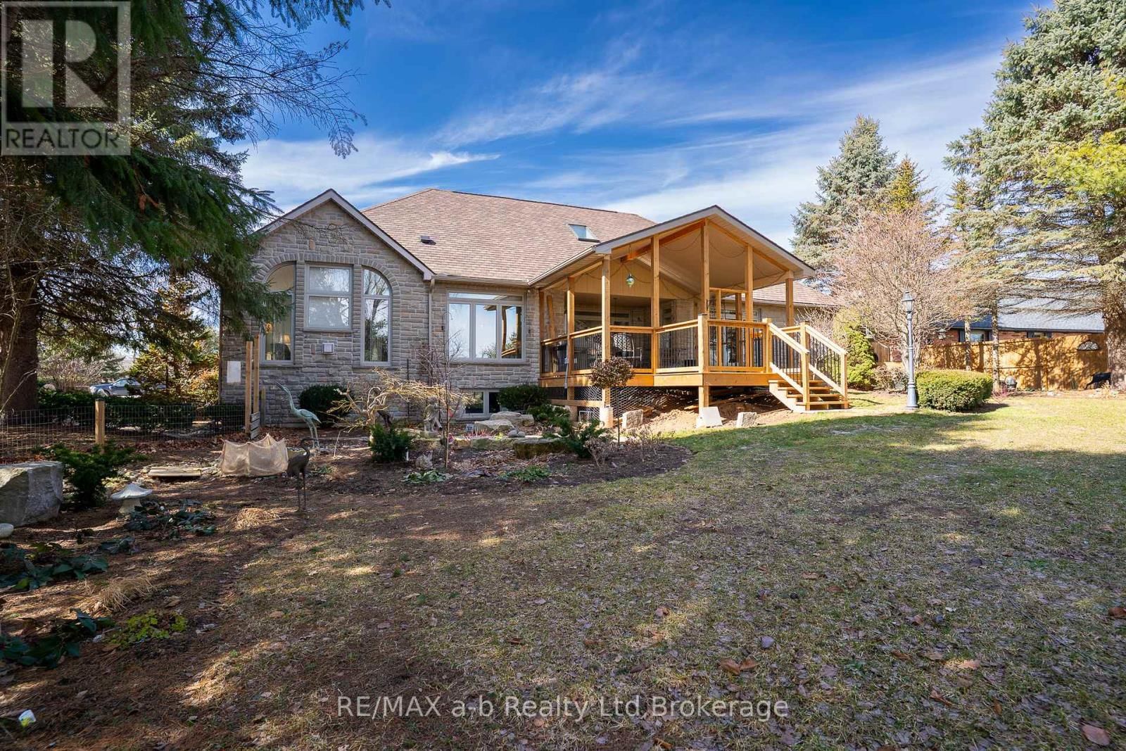 15 OTTERVIEW DRIVE Image 5