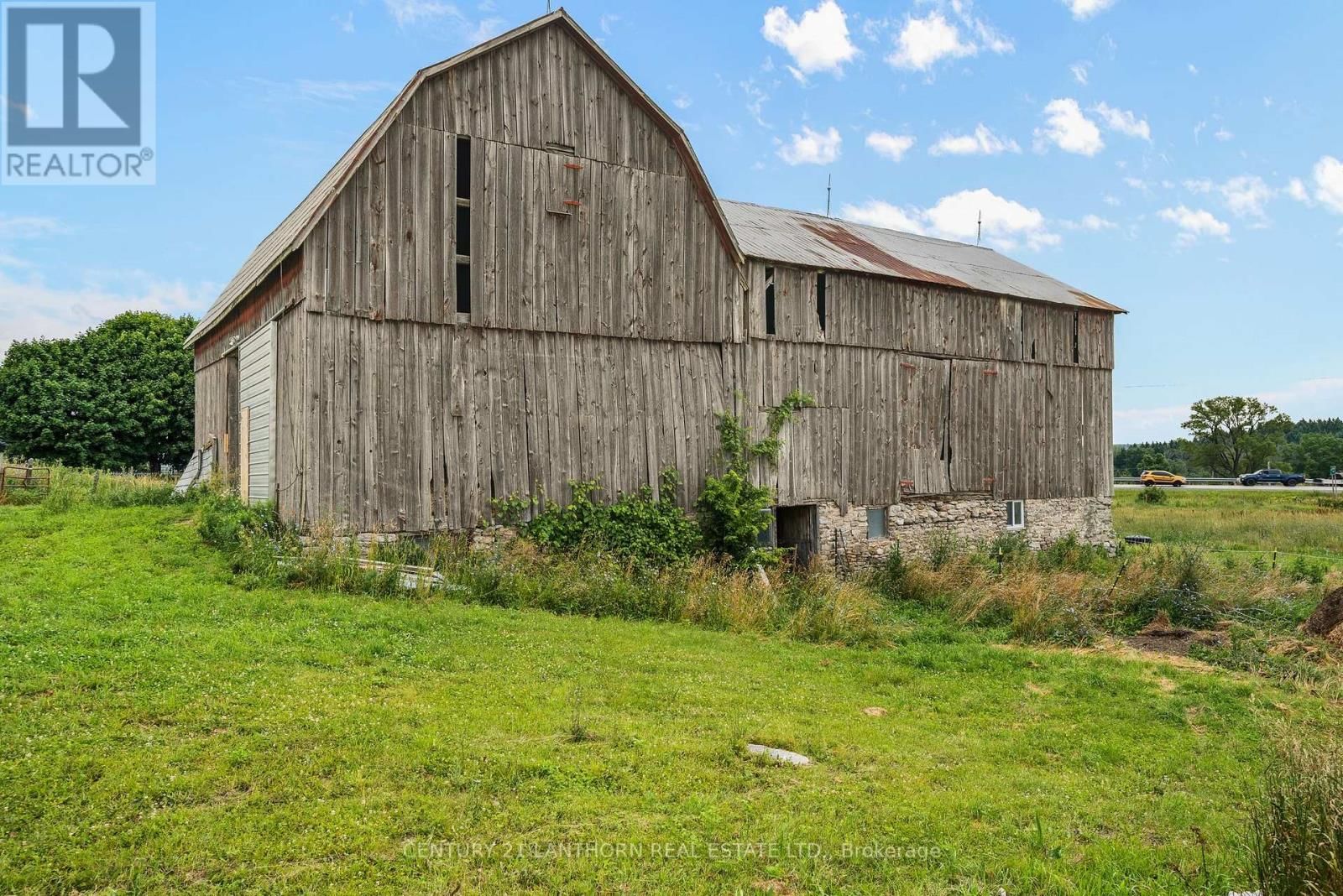 3525 HIGHWAY 37 Image 36