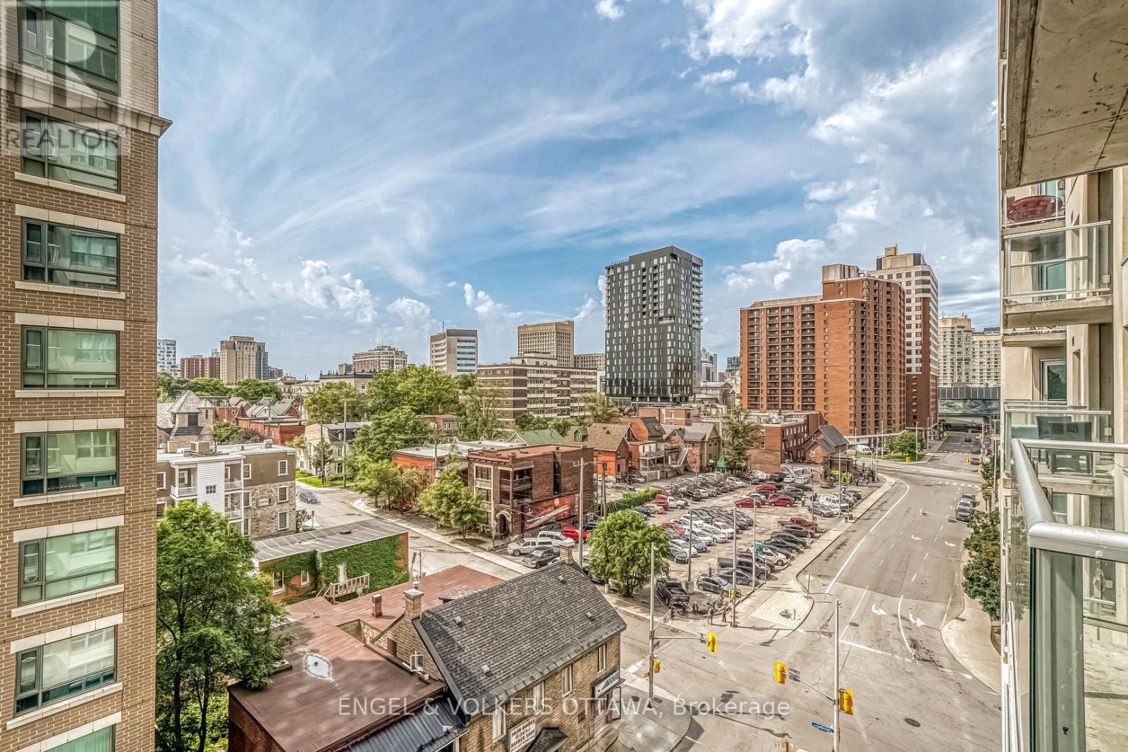 804 - 195 BESSERER STREET Image 22