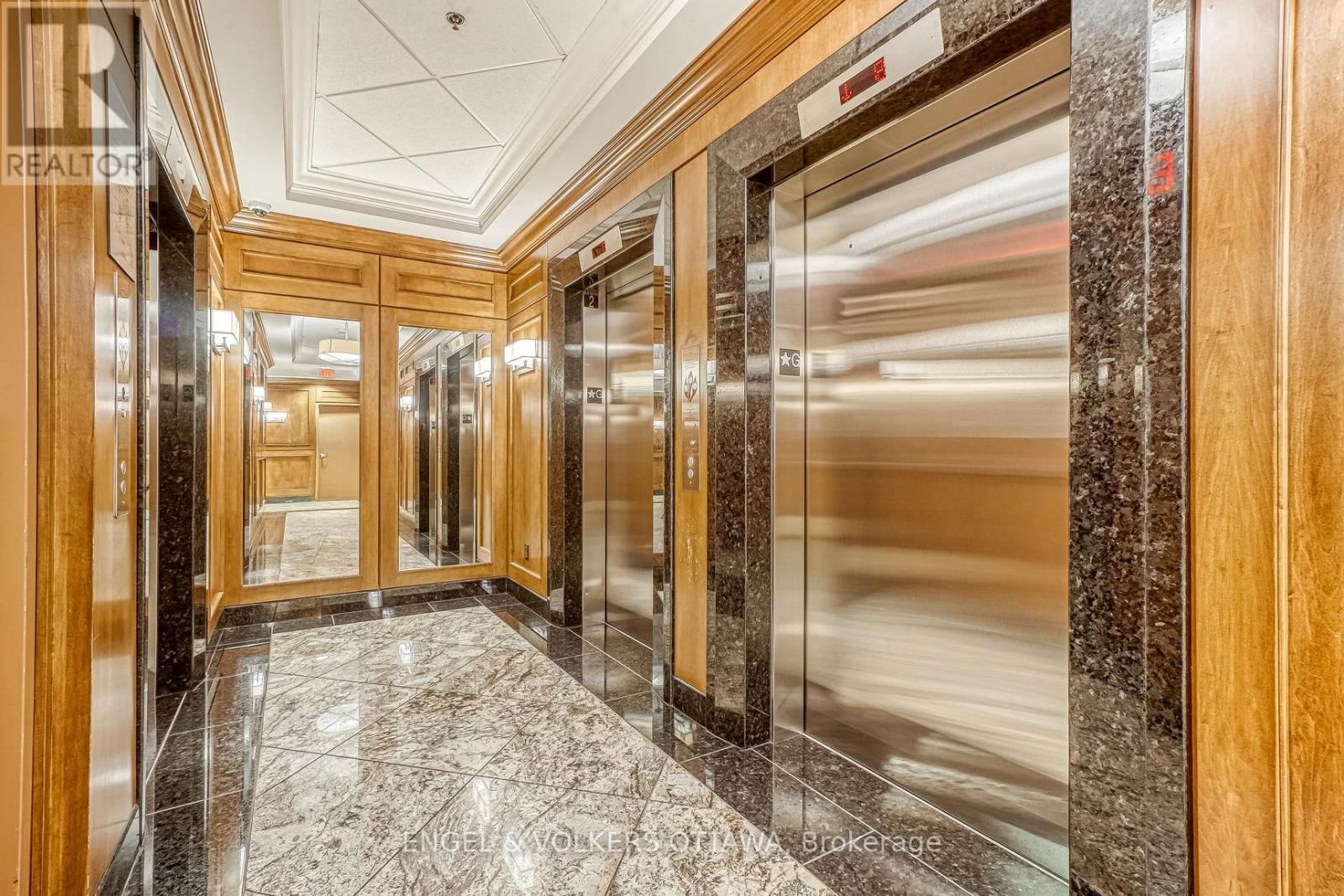 804 - 195 BESSERER STREET Image 4