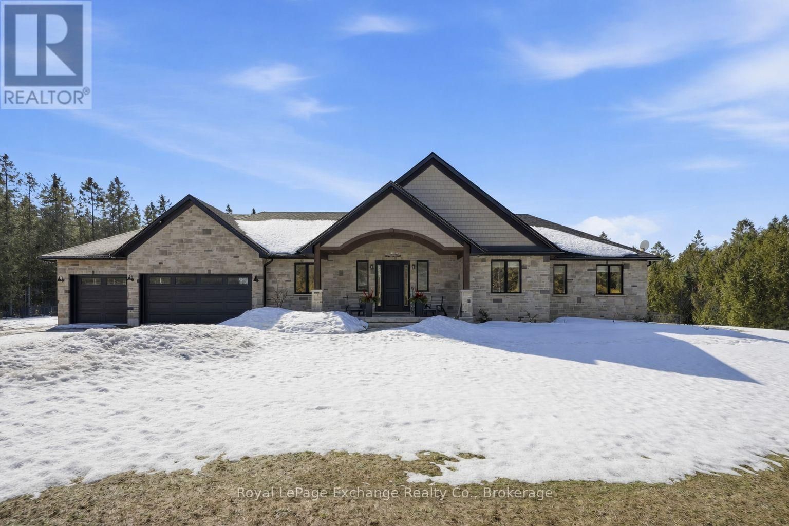 185 LOUISE CREEK CRESCENT Image 1