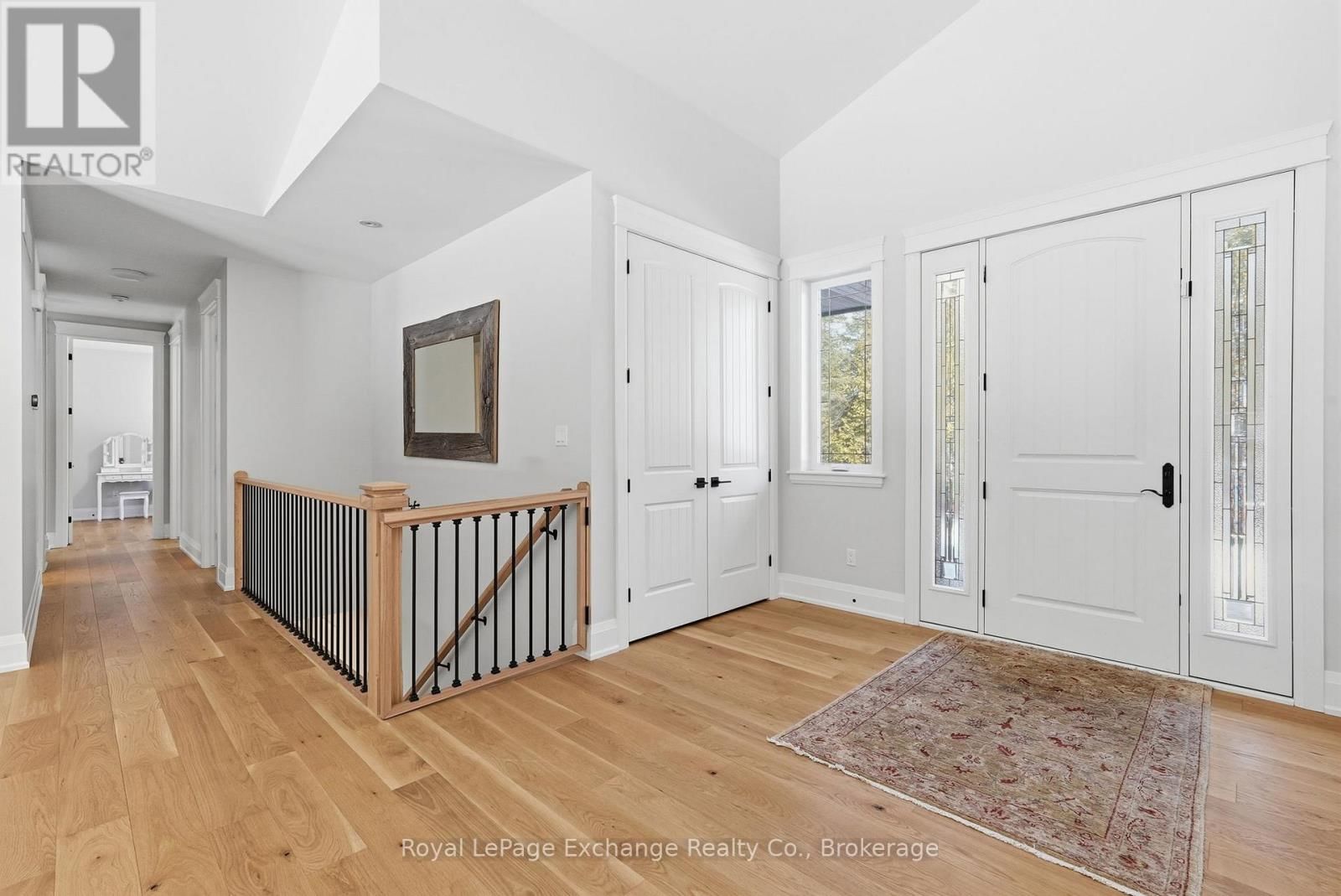 185 LOUISE CREEK CRESCENT Image 18