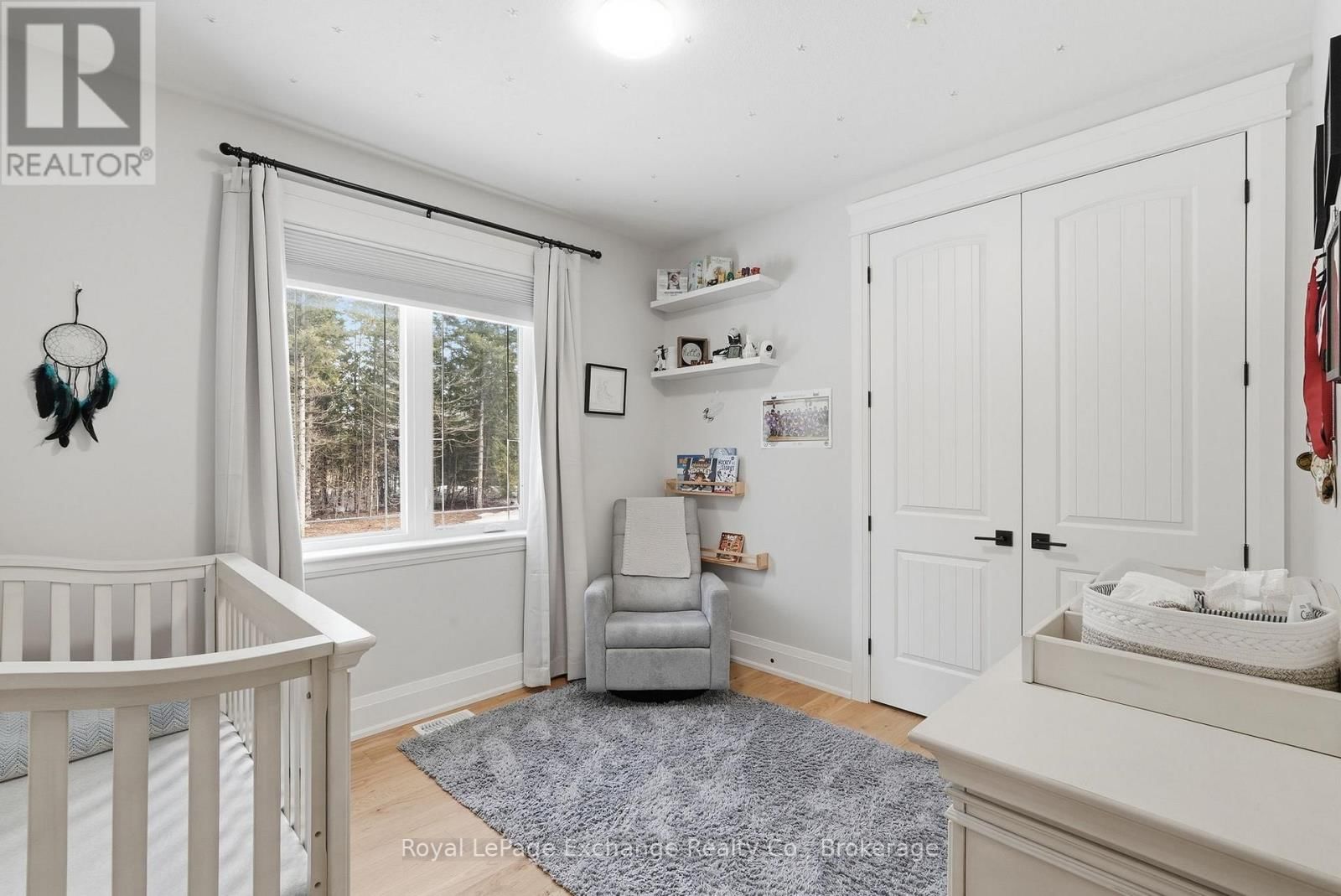 185 LOUISE CREEK CRESCENT Image 19