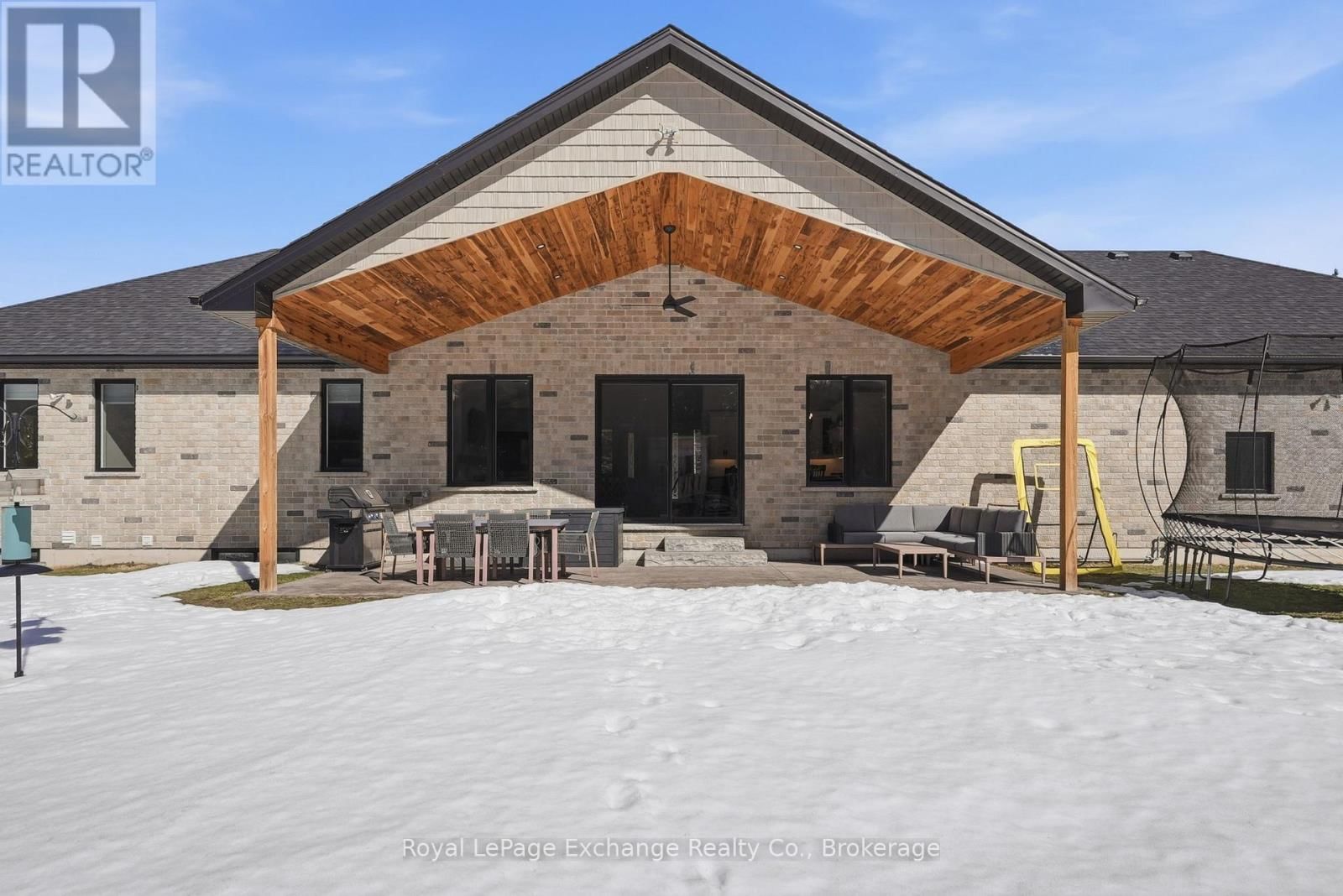 185 LOUISE CREEK CRESCENT Image 35