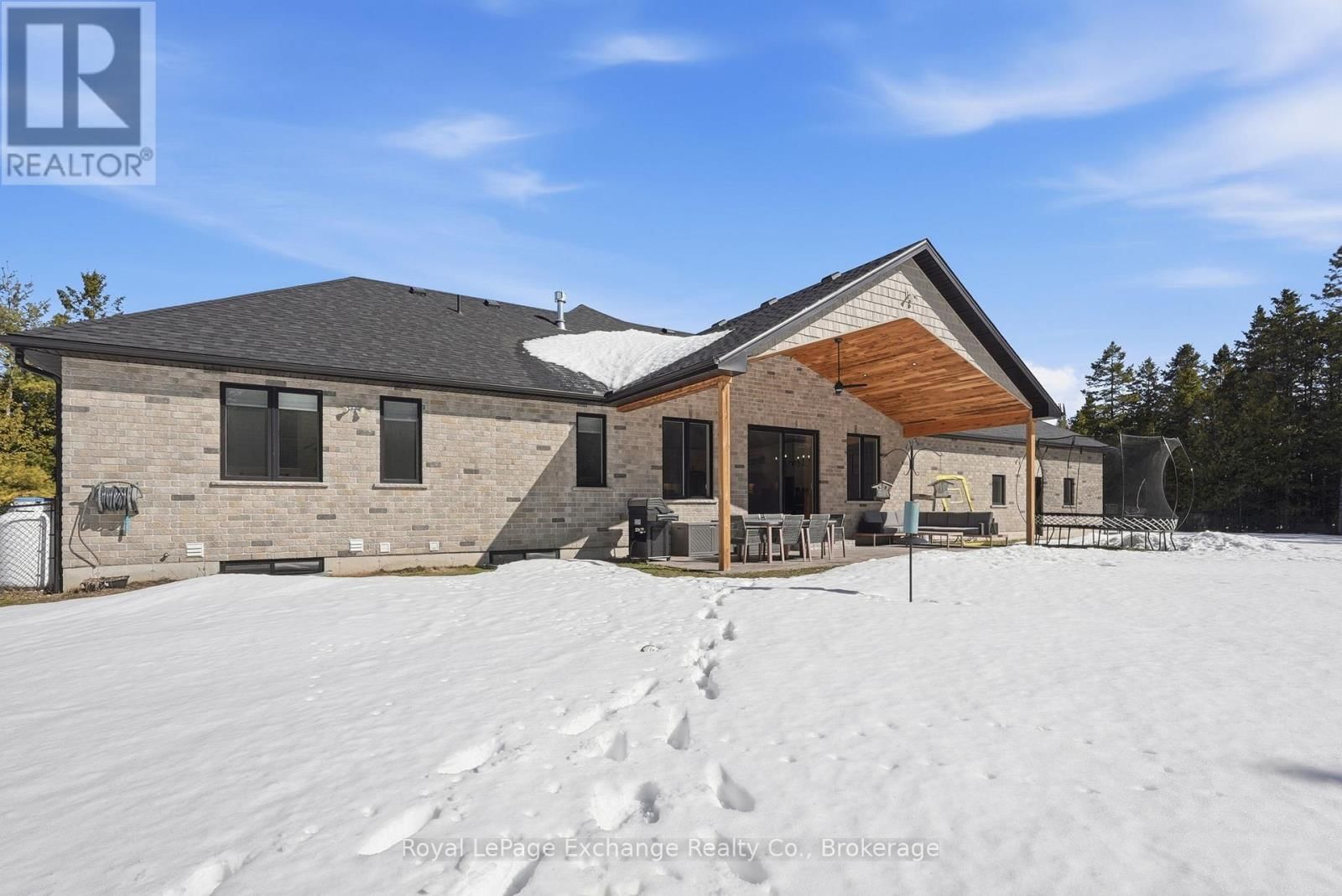 185 LOUISE CREEK CRESCENT Image 37