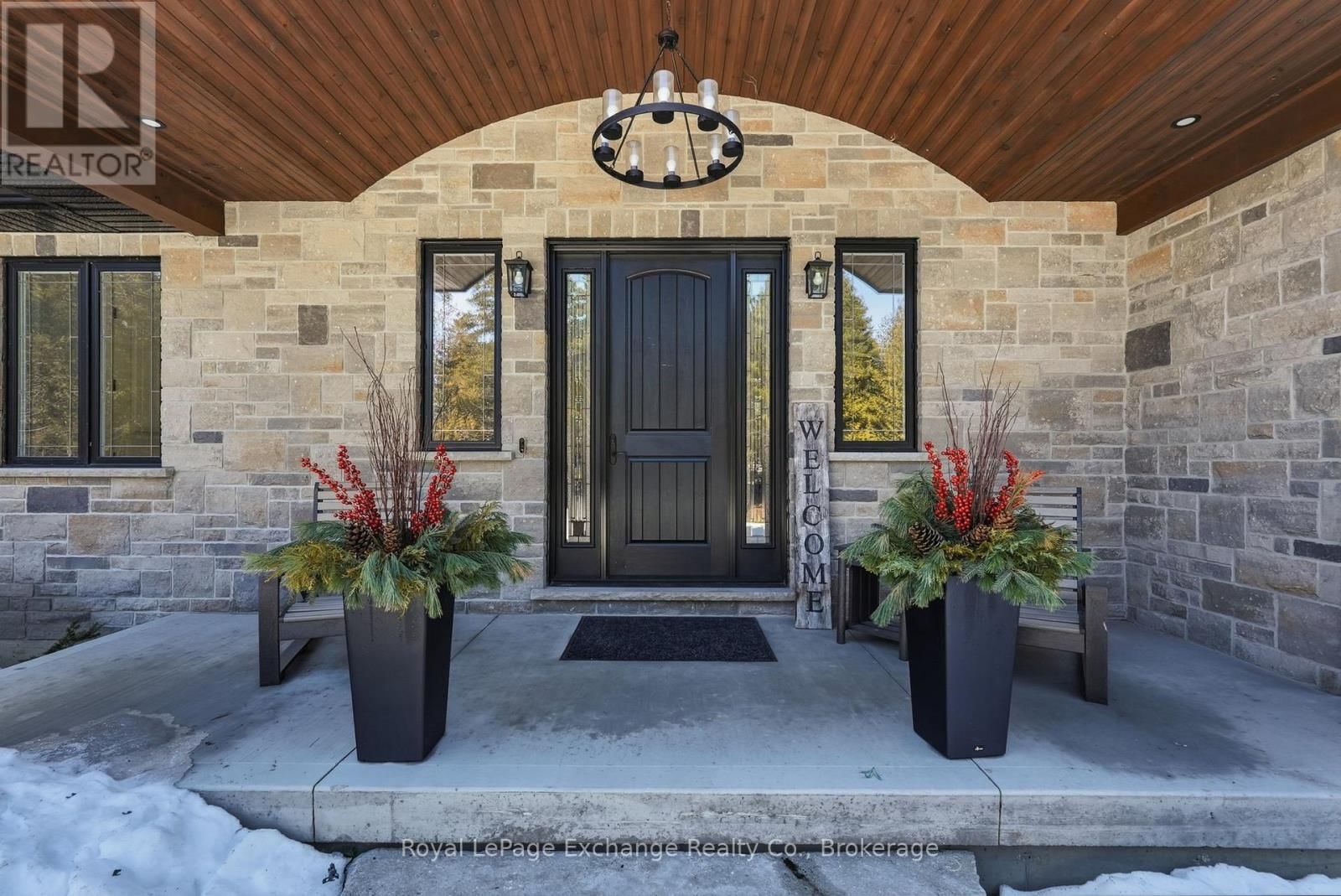 185 LOUISE CREEK CRESCENT Image 4