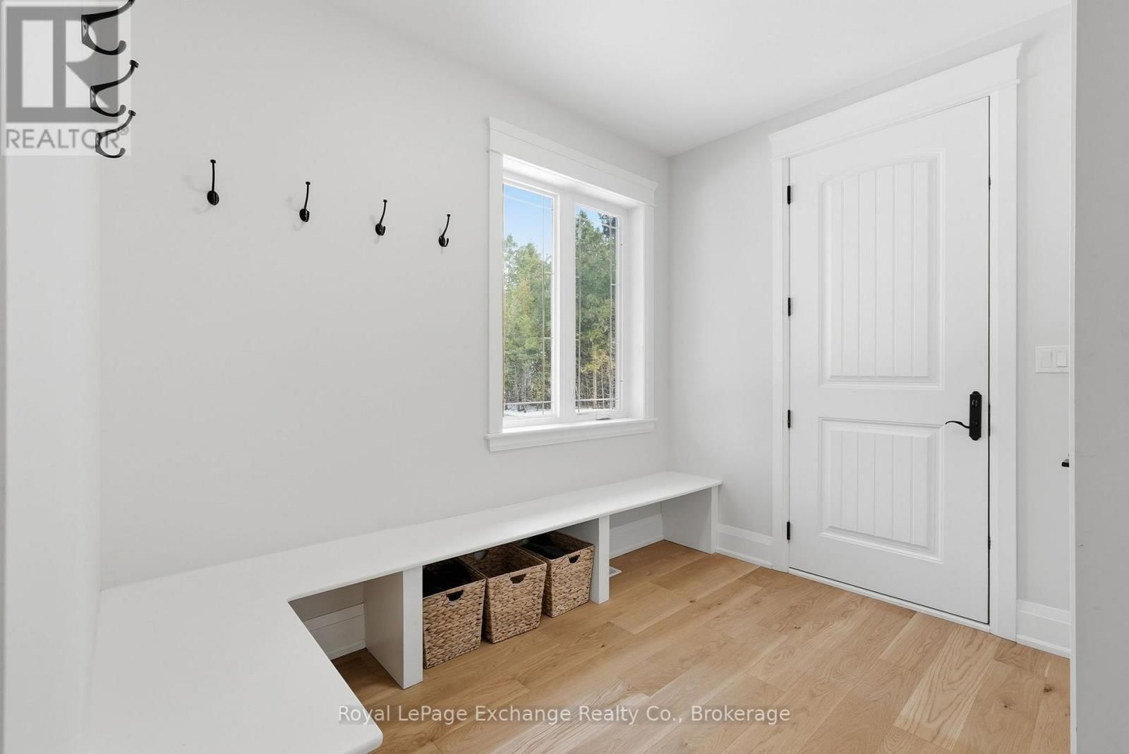 185 LOUISE CREEK CRESCENT Image 7