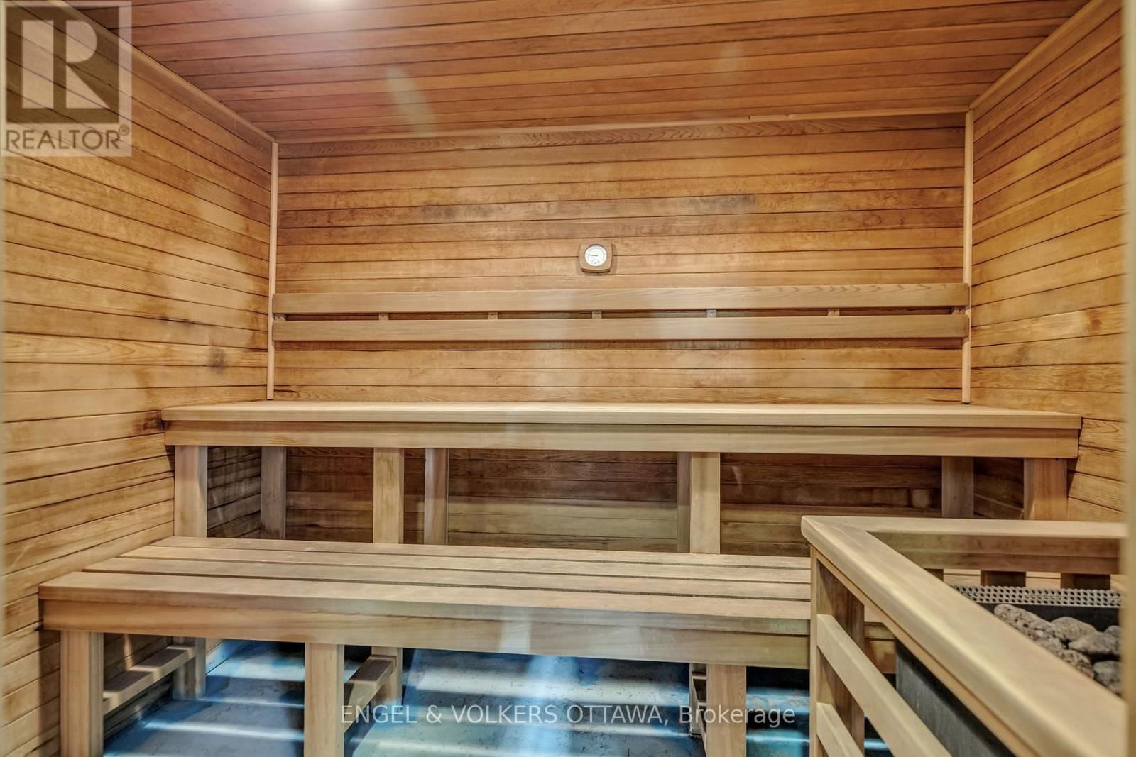 303 - 158A MCARTHUR AVENUE Image 20