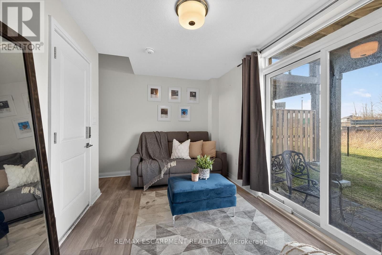 33 - 35 MIDHURST HEIGHTS Image 29